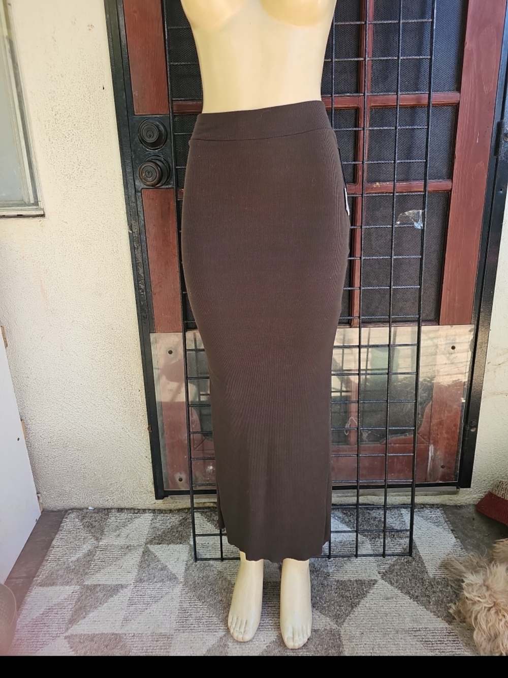 NYTT Chocolate Ribbed Maxi Skirt